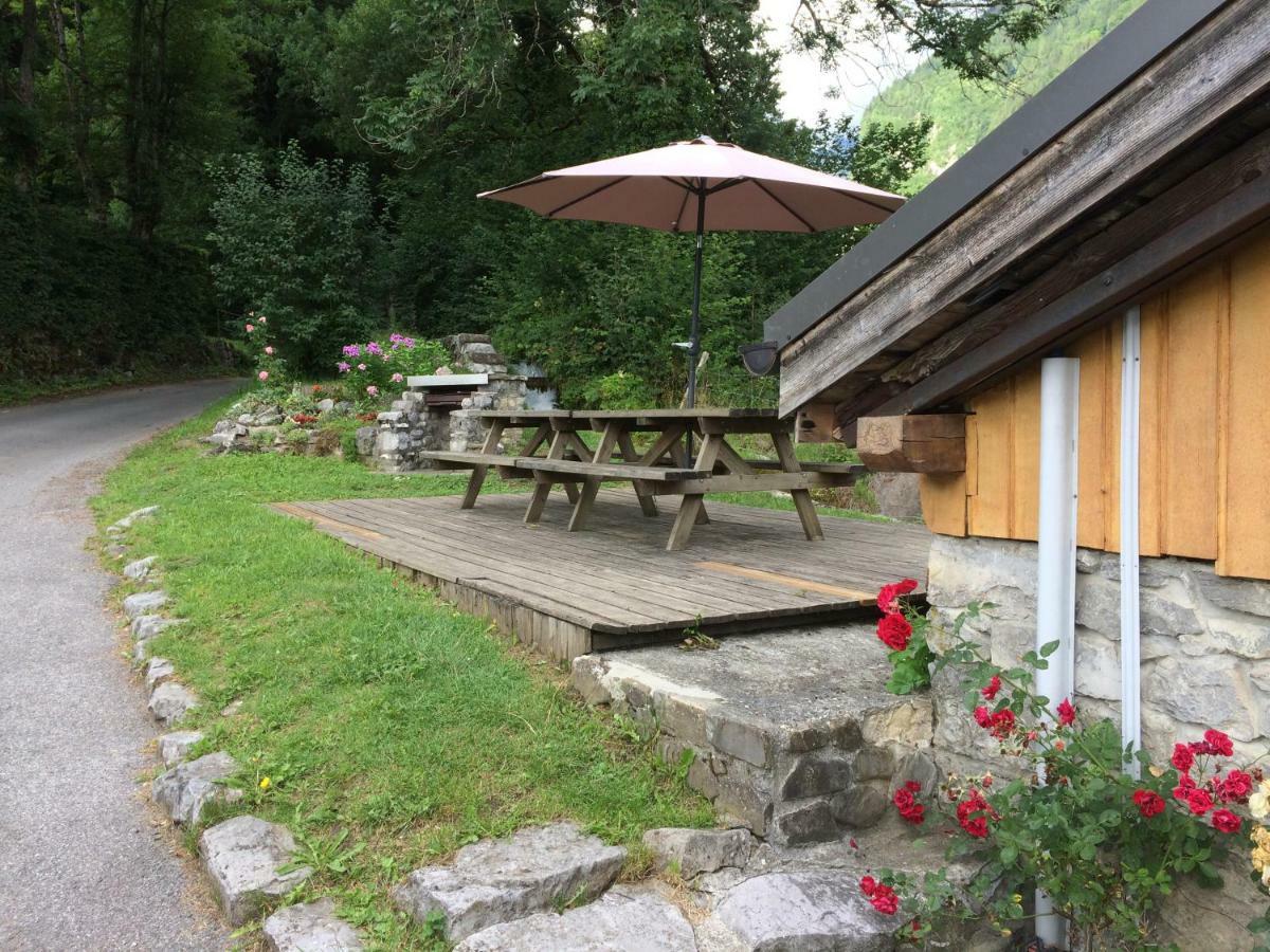Gite Des Moulins Samoëns Eksteriør bilde